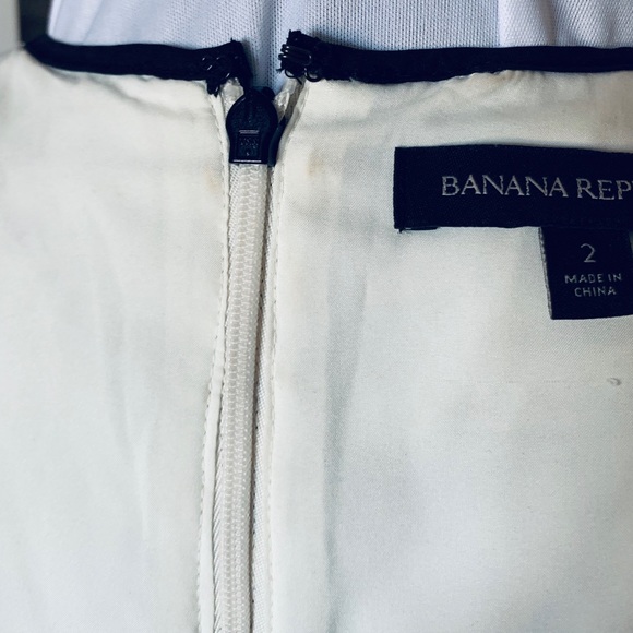 Banana Republic Black Lace Dress - Picture 8 of 8